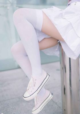 欧美豪车美女壁纸_1080手机免费观看完整