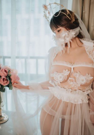 欧美裸色唇妆教程_DVD在线播放观看