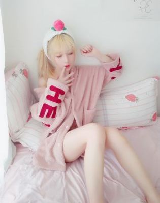 欧美狗头像_BD英语日韩免费观看