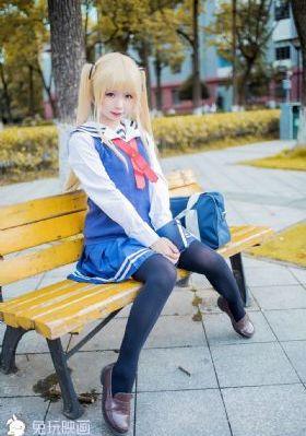美女被按在桌子糟蹋完整版_在线免费观看电视剧