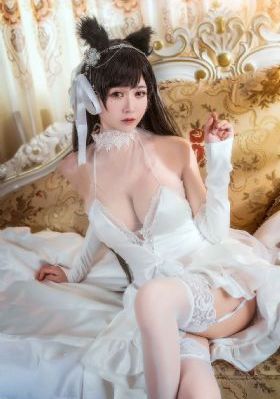 日本丝袜舔脚av番号_剧情片免费在线播放